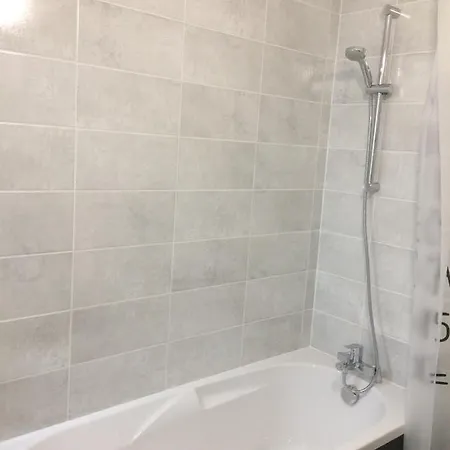 F2 Cote Ugc Climatise Plein Centre Parking Gratuit Apartmán *